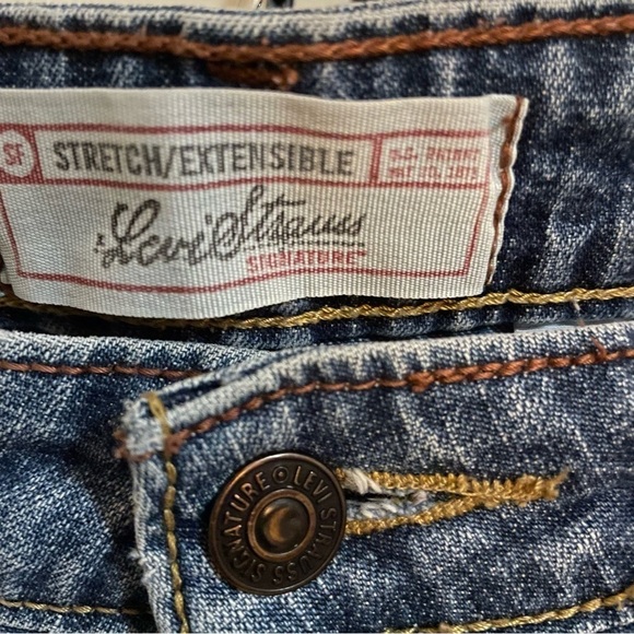 LEVI’S Strauss Signature Boot Cut Stretch Jeans. - Picture 6 of 8